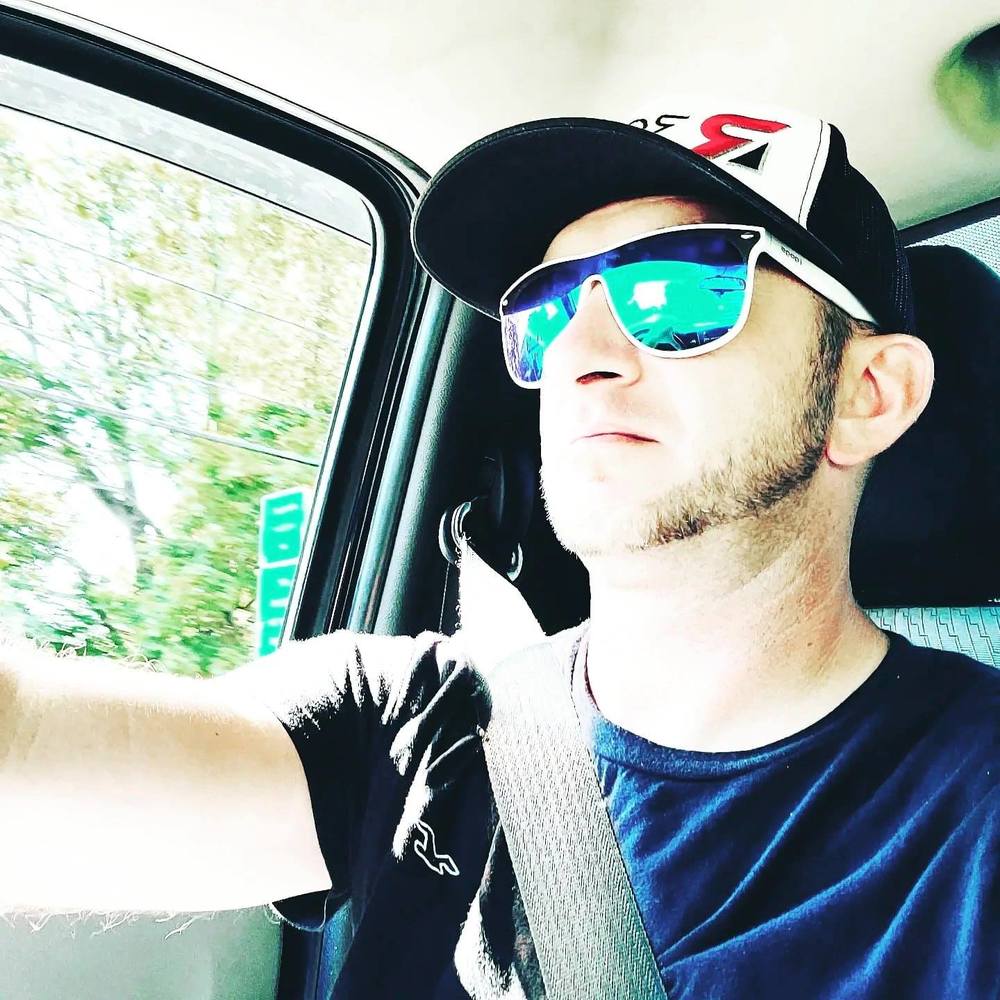 Meet your Posher, Daniel